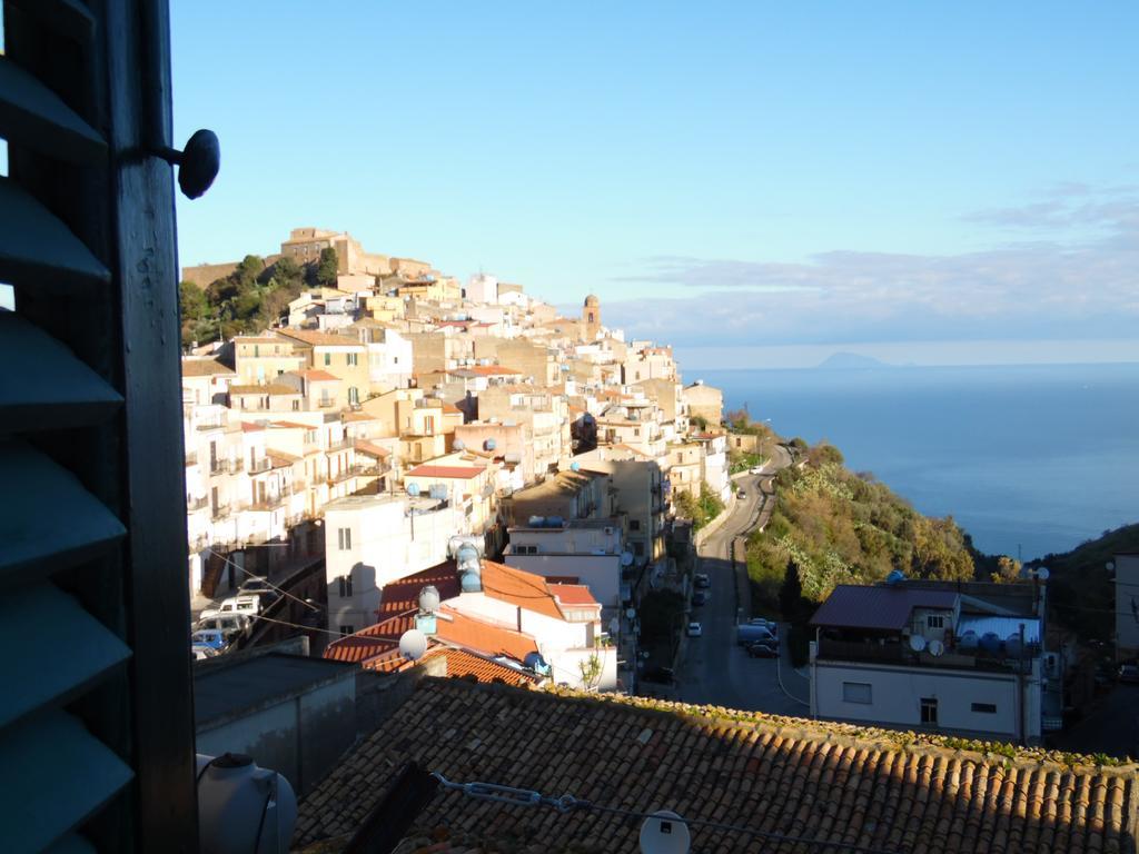 Siciliana Appartement Caronia Buitenkant foto
